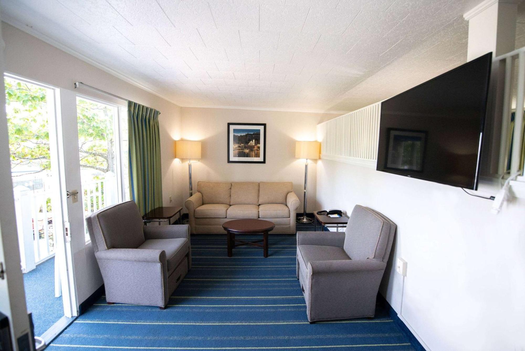 Days Inn By Wyndham Bar Harbor Dış mekan fotoğraf