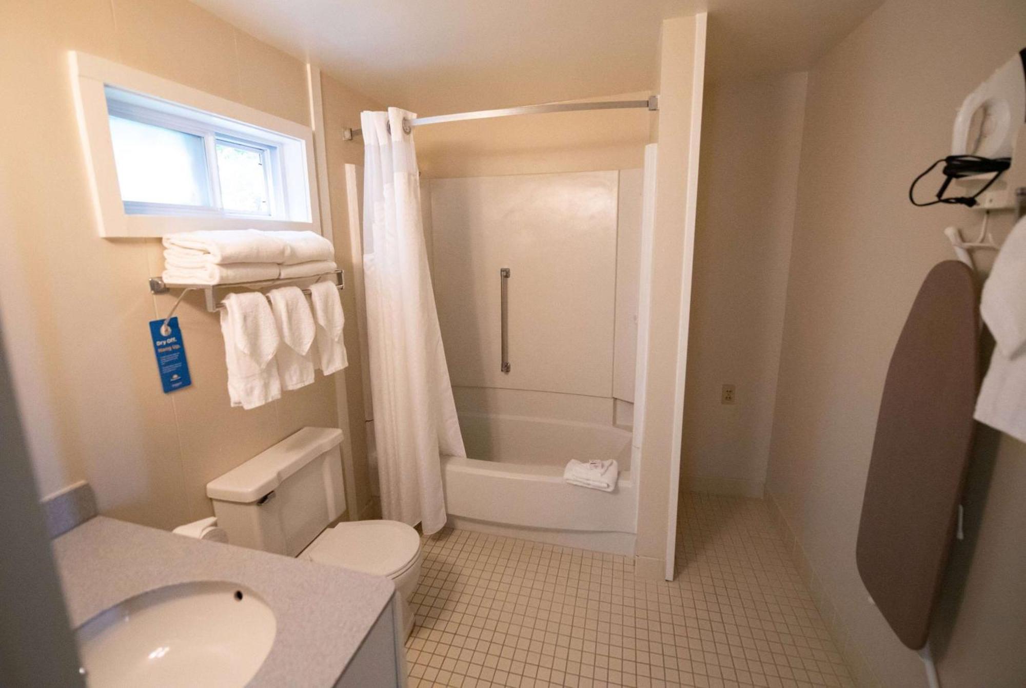 Days Inn By Wyndham Bar Harbor Dış mekan fotoğraf